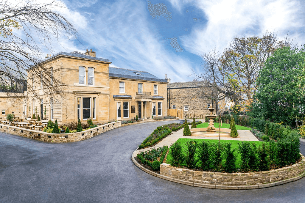 Landscape Creations – Manor House 2